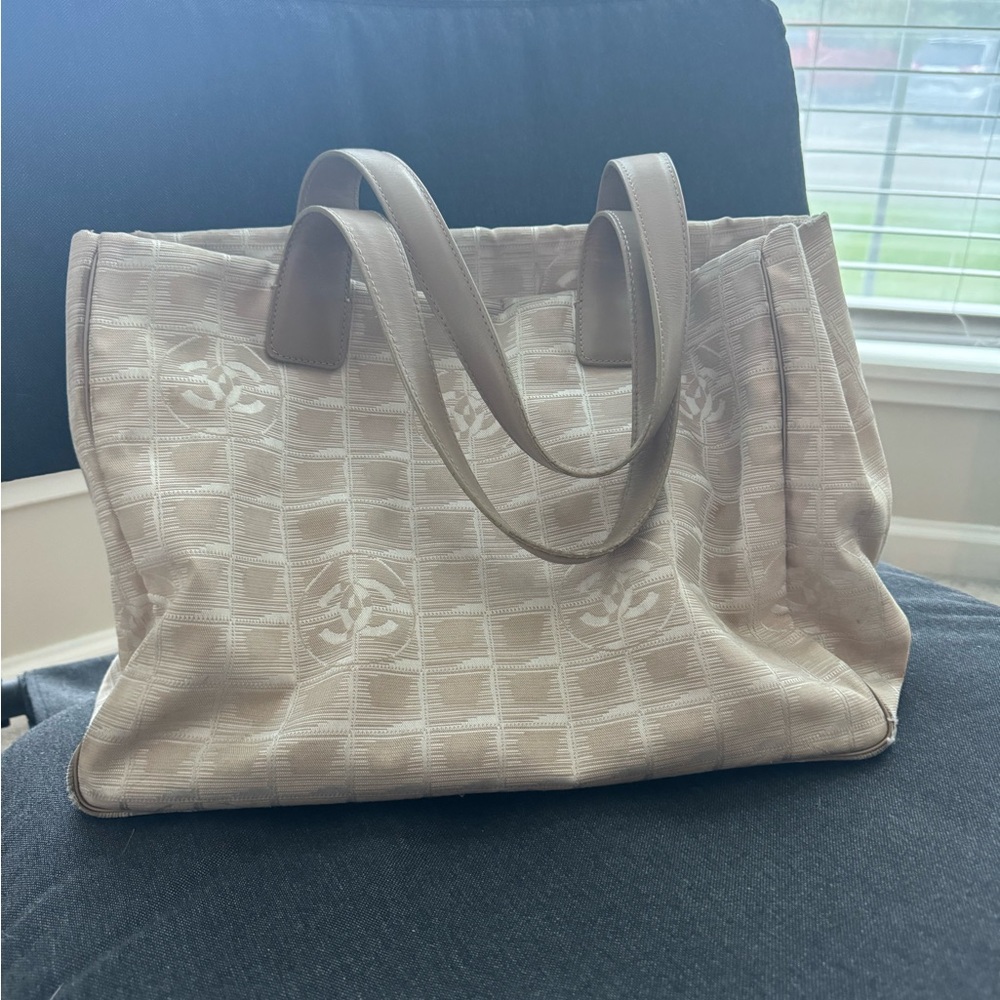 CHANEL Nylon Medium Travel Tote